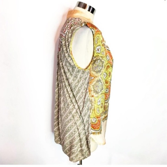 Anthropologie tiny scarf print top - Picture 3 of 8